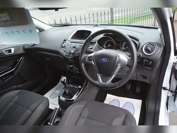 Used Ford Fiesta 2013 for sale - 76273822: Photo 3