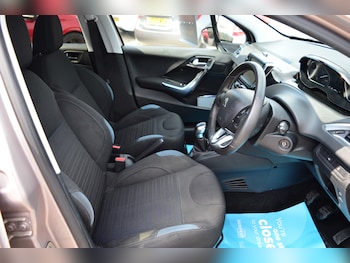Used Peugeot 208 2013 for sale - 78502277: Photo