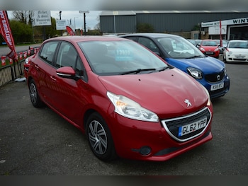 Used Peugeot 208 2013 for sale - 78852424: Photo