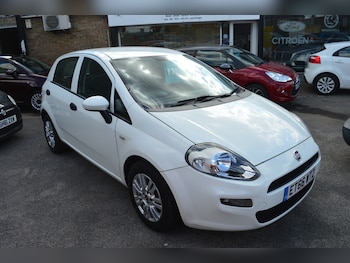 Used Fiat Punto 2017 for sale - 79059926: Photo