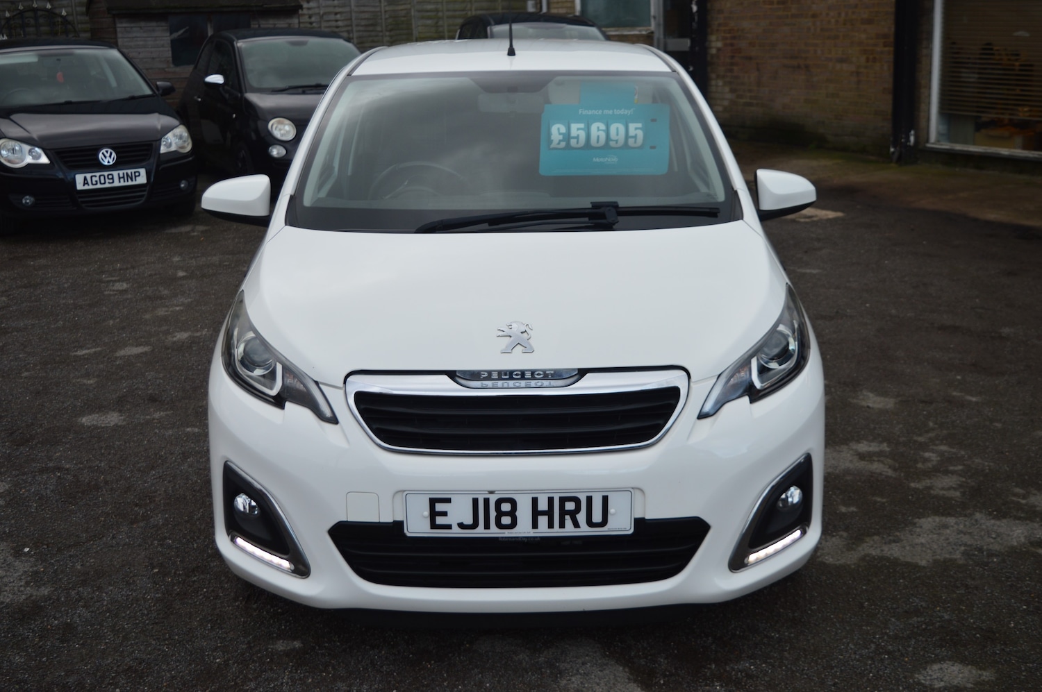 Used Peugeot 108 2018 for sale - 76949778: Photo 2