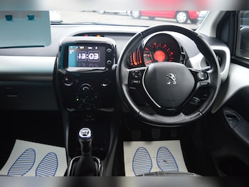 Used Peugeot 108 2018 for sale - 76949778: Photo