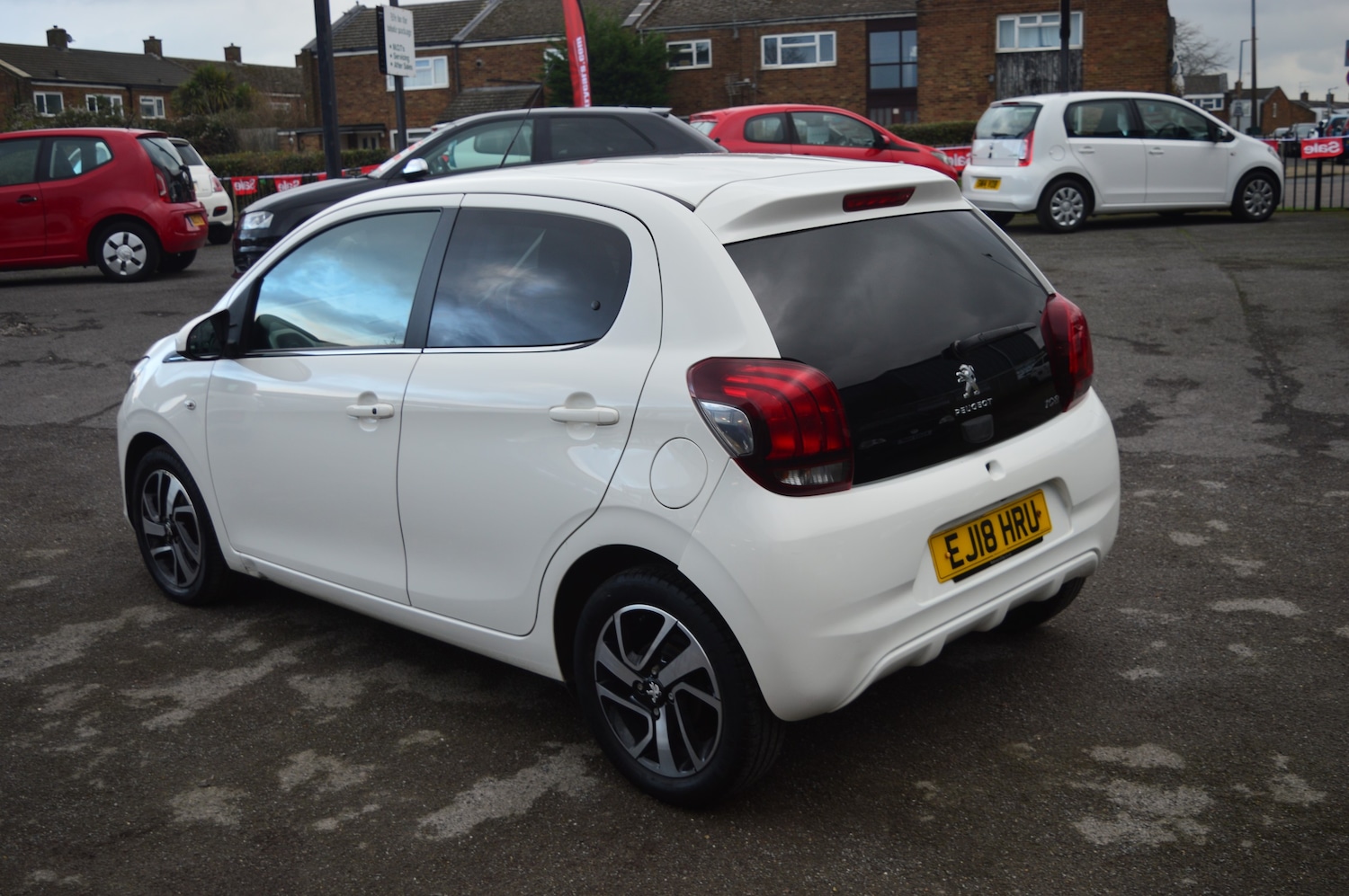 Used Peugeot 108 2018 for sale - 76949778: Photo 8