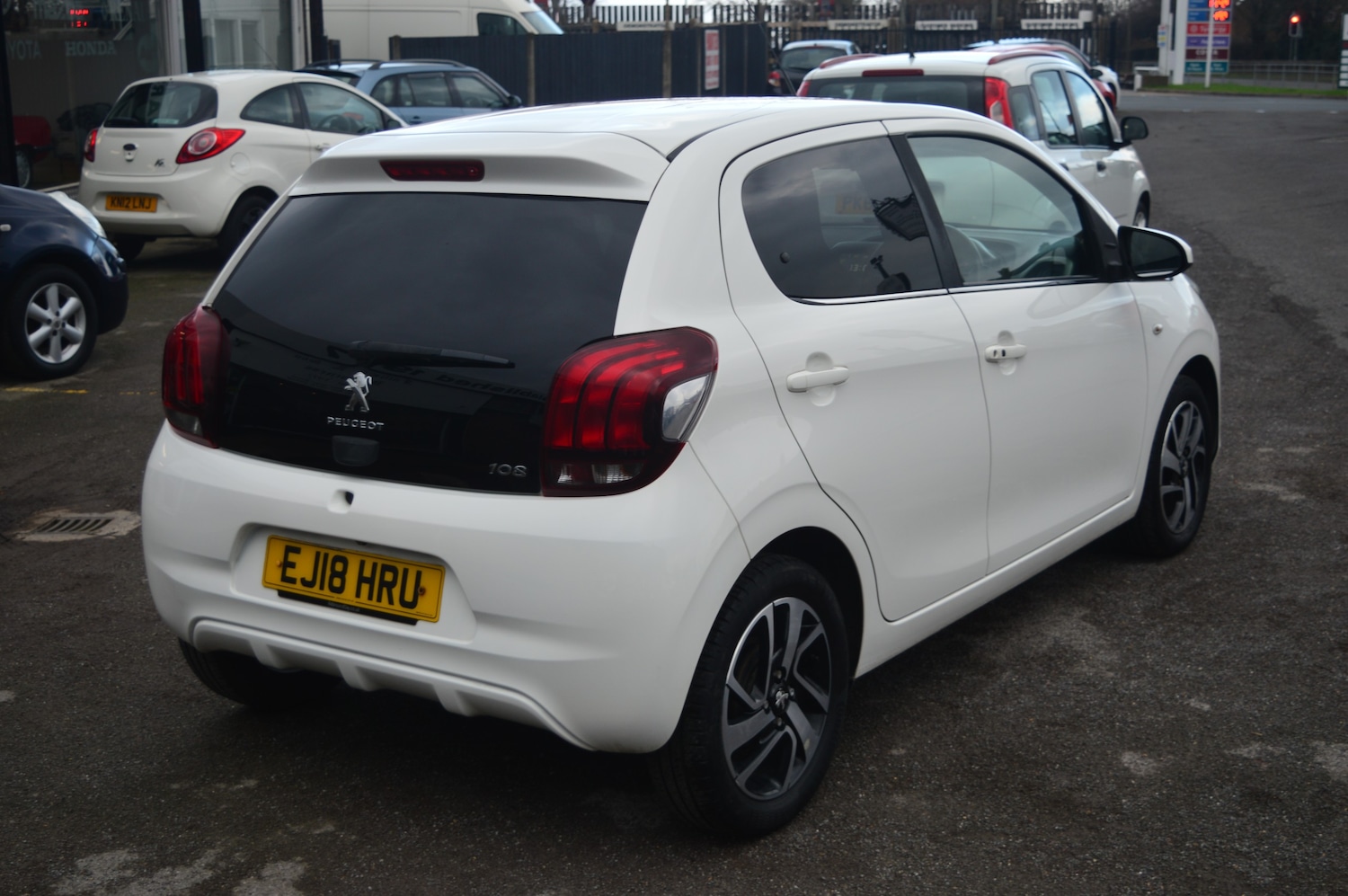 Used Peugeot 108 2018 for sale - 76949778: Photo 9