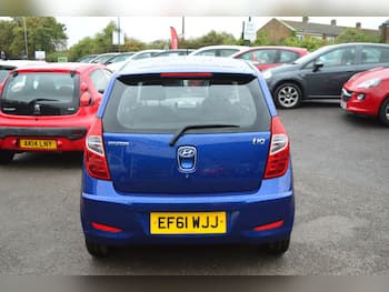 Used Hyundai i10 2011 for sale - 79627083: Photo