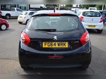 Used Peugeot 208 2014 for sale - 75222840: Photo