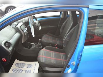 Used Peugeot 108 2016 for sale - 79438952: Photo
