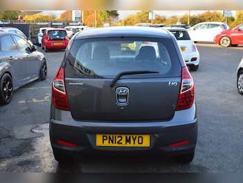 Used Hyundai i10 2012 for sale - 76093571: Photo 4