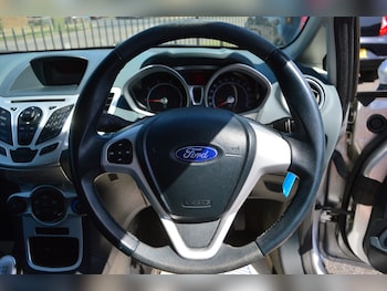 Used Ford Fiesta 2011 for sale - 78703303: Photo