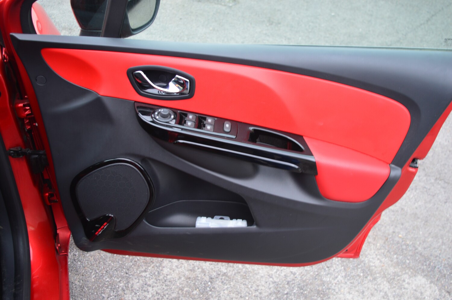 Used Renault Clio 2013 for sale - 77679769: Photo 11