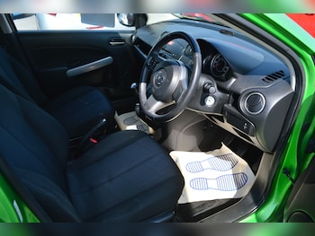 Used Mazda Mazda2 2012 for sale - 78734265: Photo