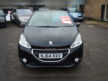 Used Peugeot 208 2014 for sale - 76653855: Photo