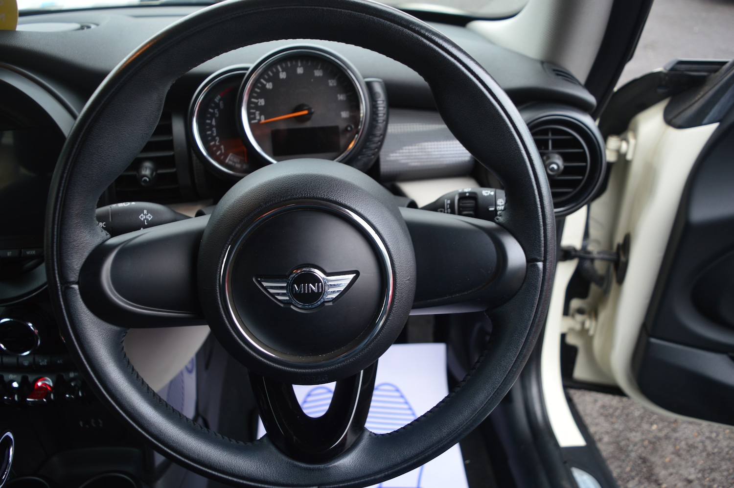 Used MINI Hatch 2024 for sale - 77608049: Photo 3