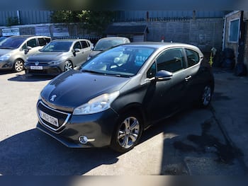 Used Peugeot 208 2012 for sale - 79779380: Photo