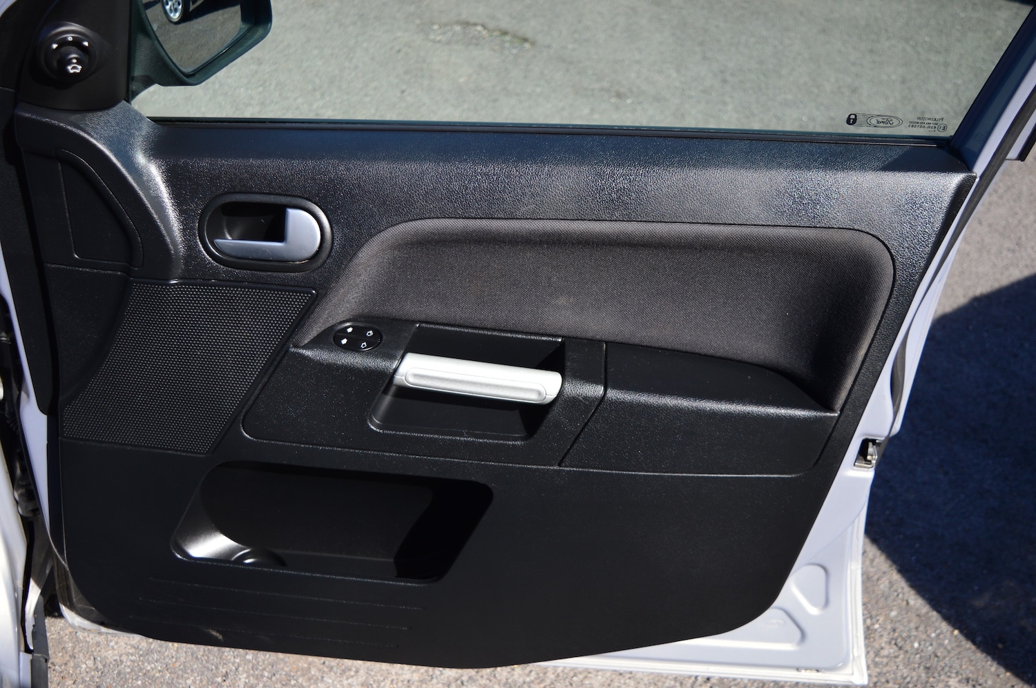 Used Ford Fusion 2011 for sale - 77976113: Photo 12