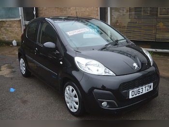 2013 (63) - 1.0 12V Active Hatchback 5dr Petrol 2 Tronic Euro 5 (68 ps)