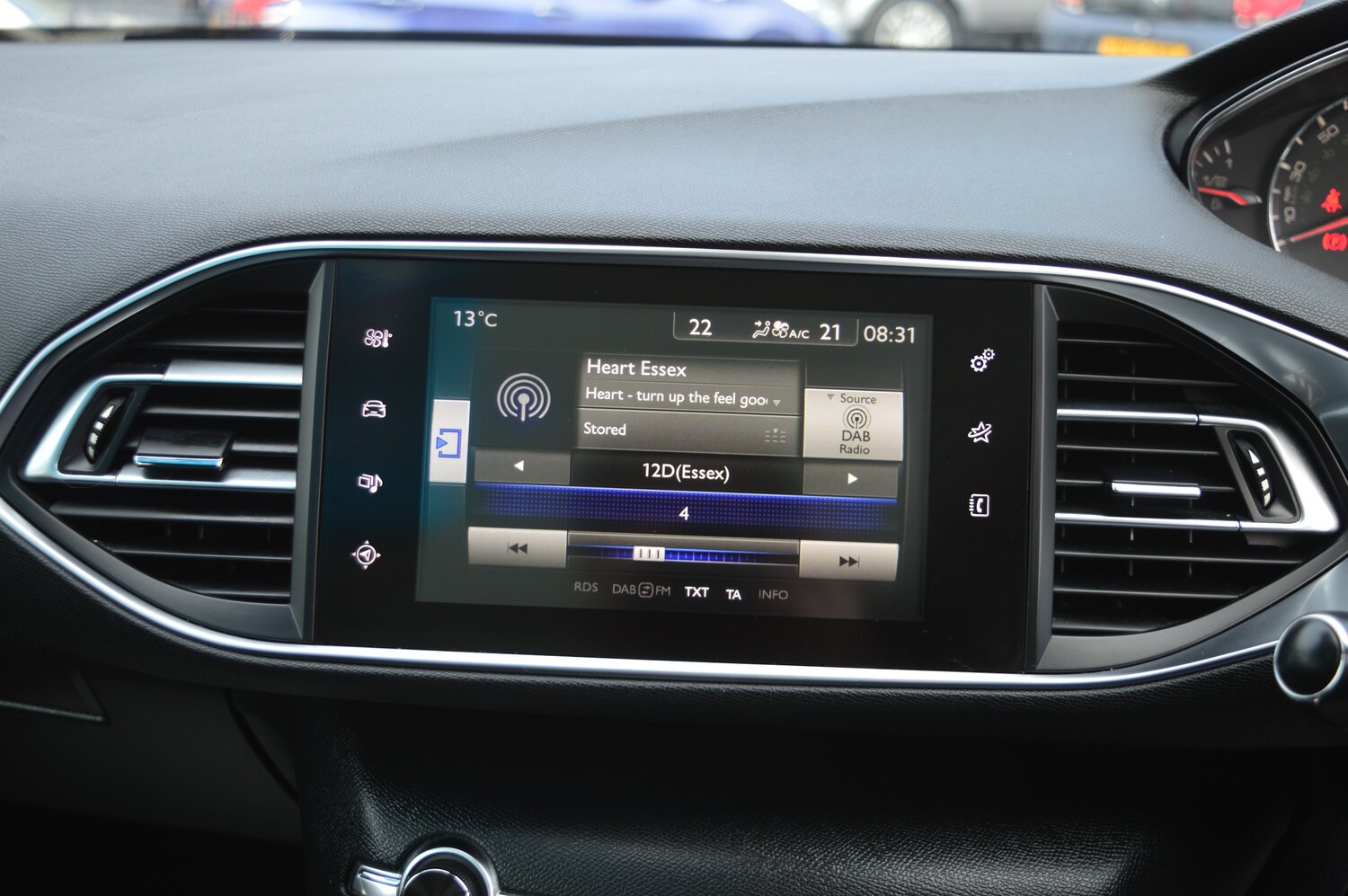 Used Peugeot 308 2014 for sale - 78132107: Photo 12