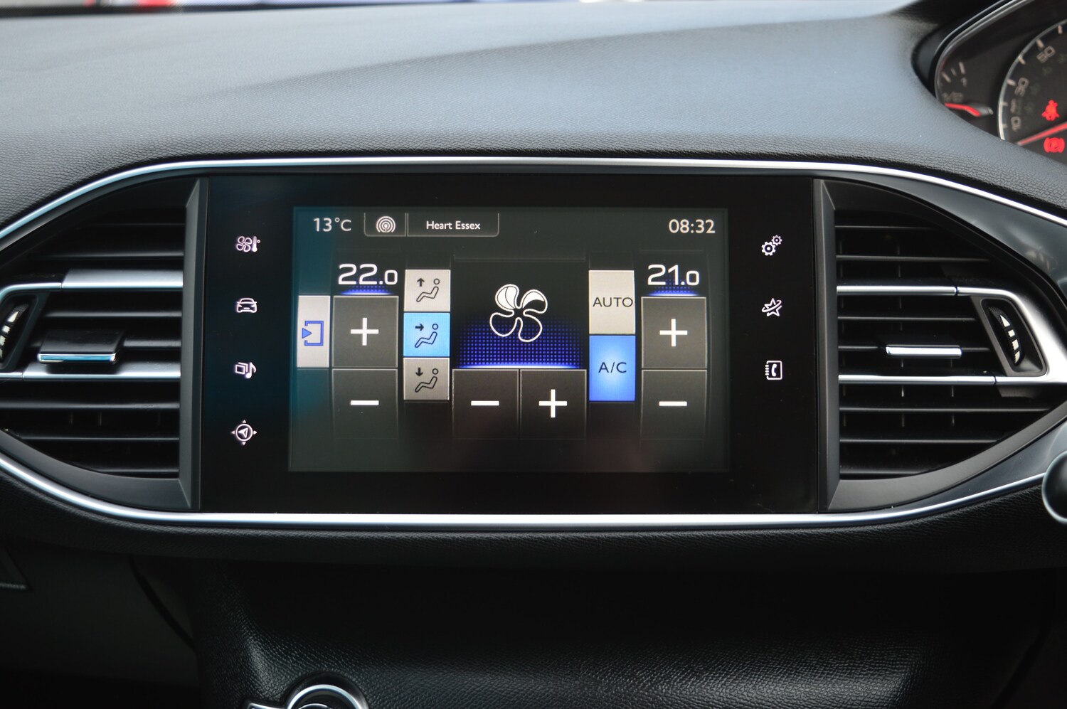 Used Peugeot 308 2014 for sale - 78132107: Photo 13