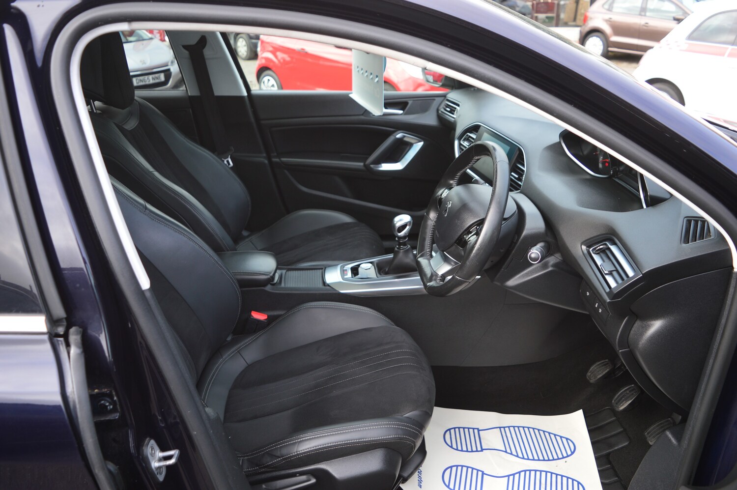 Used Peugeot 308 2014 for sale - 78132107: Photo 14