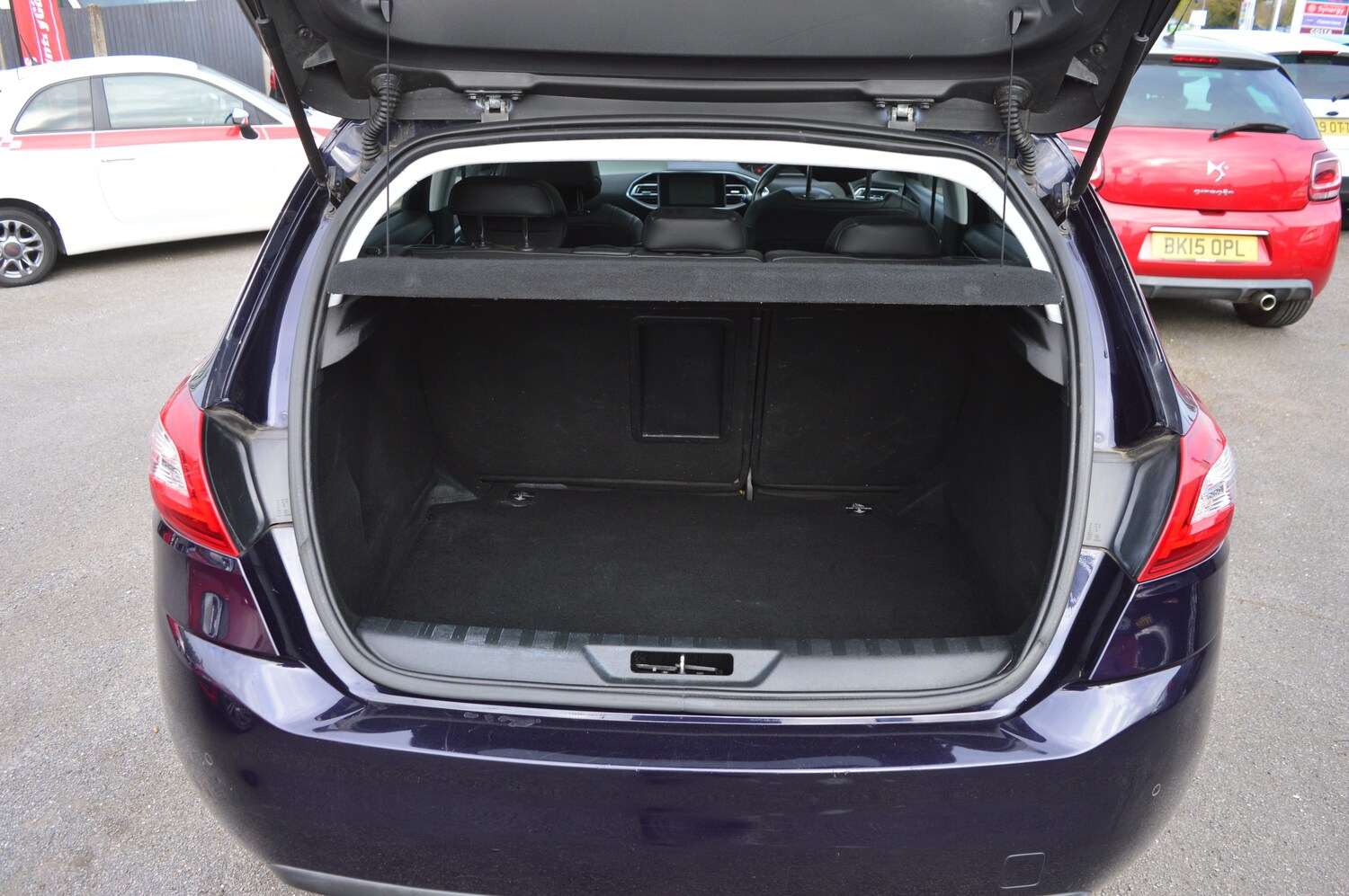 Used Peugeot 308 2014 for sale - 78132107: Photo 18