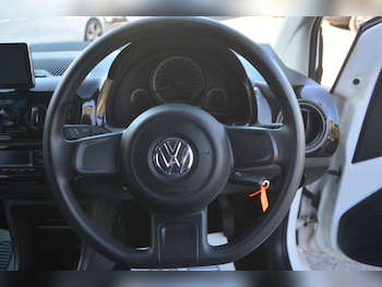 Used Volkswagen up! 2015 for sale - 78341092: Photo