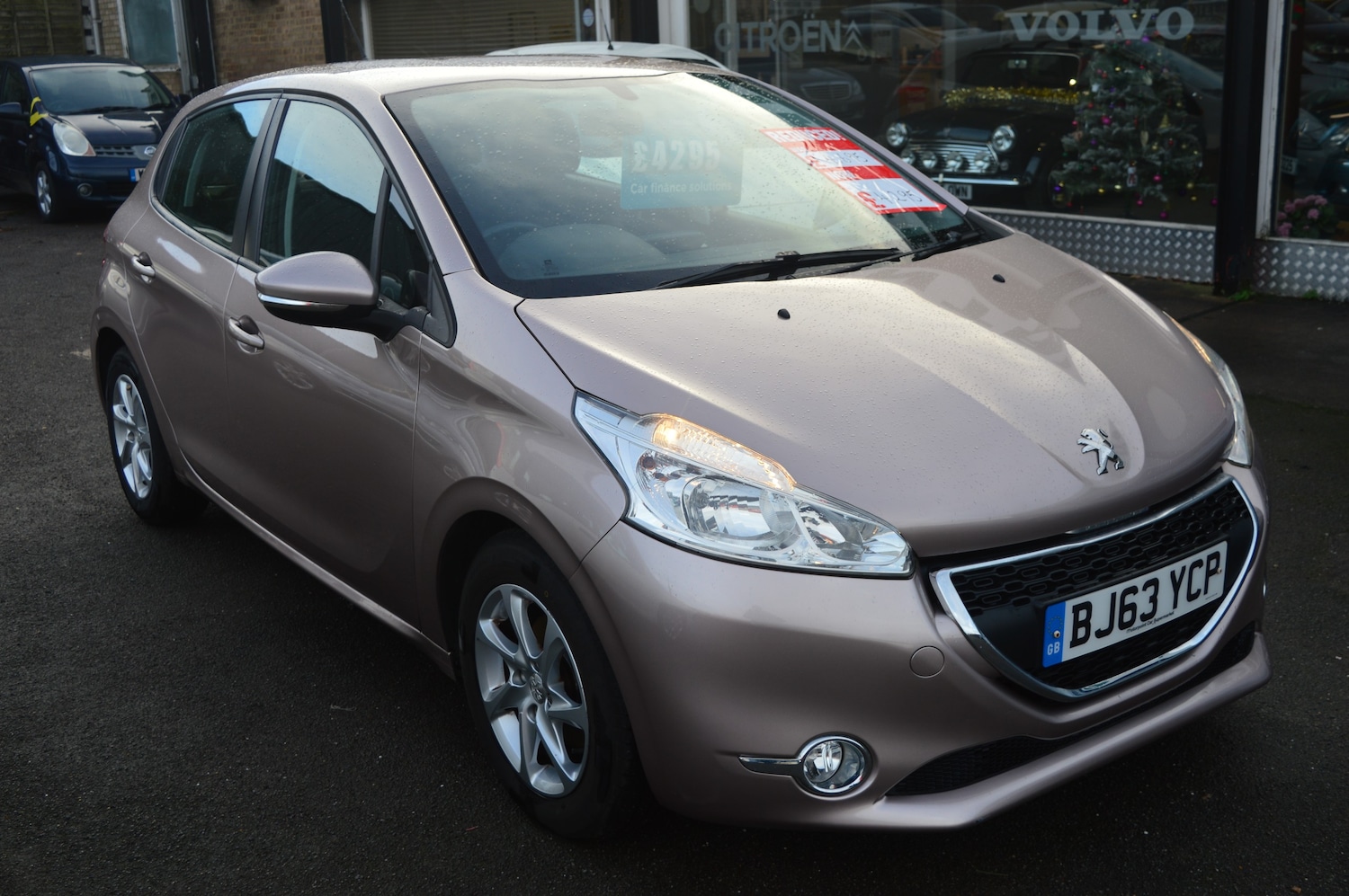 Used Peugeot 208 2013 for sale - 76847945: Photo 1