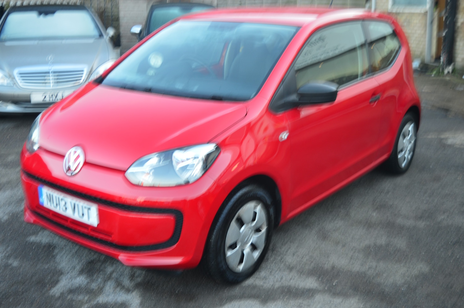 Used Volkswagen up! 2013 for sale - 76653852: Photo 4