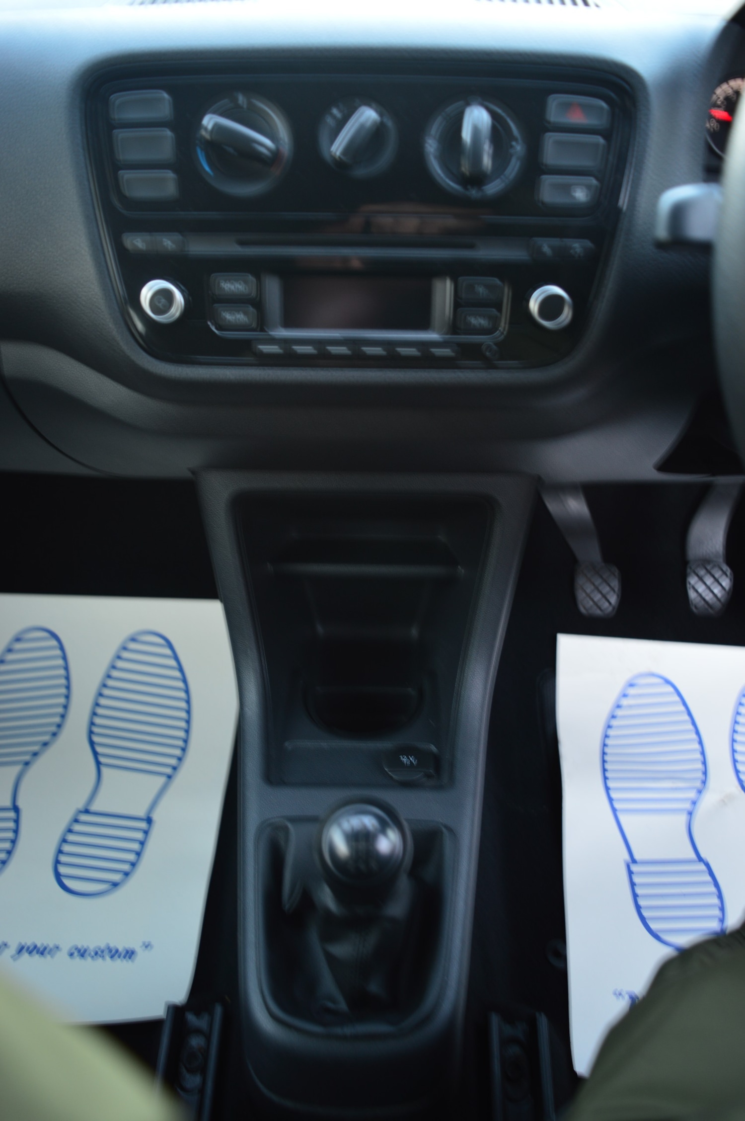 Used Volkswagen up! 2013 for sale - 76653852: Photo 6