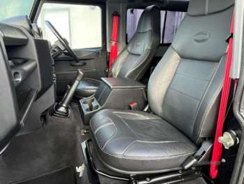 Used Land Rover Defender 2015 for sale - 71717085: Photo