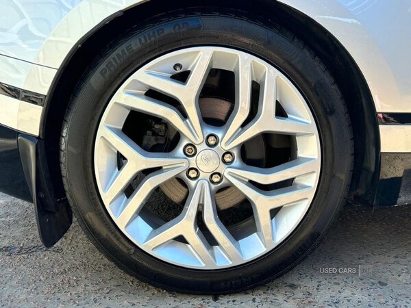 Used Land Rover Range Rover Velar 2017 for sale - 71824867: Photo 17