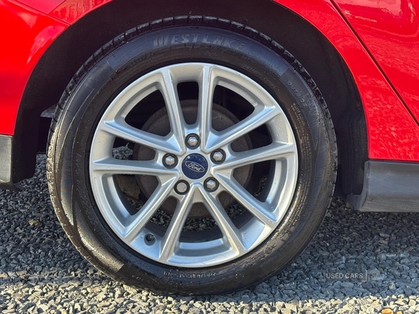 Used Ford Focus 2015 for sale - 76378338: Photo 10