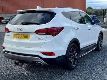 Used Hyundai Santa Fe 2017 for sale - 78867465: Photo