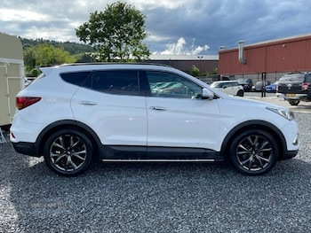 Used Hyundai Santa Fe 2017 for sale - 78867465: Photo