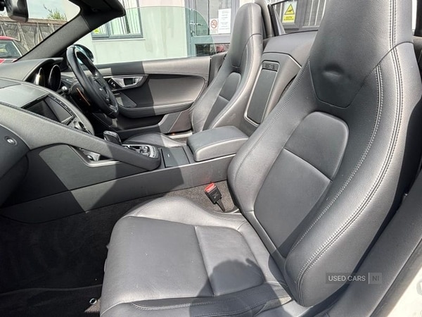 Used Jaguar F-Type 2014 for sale - 74759188: Photo 4