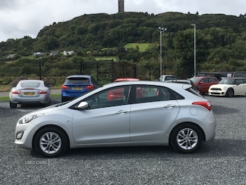 Used Hyundai i30 2015 for sale - 76021402: Photo