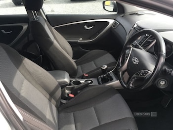 Used Hyundai i30 2015 for sale - 76021402: Photo