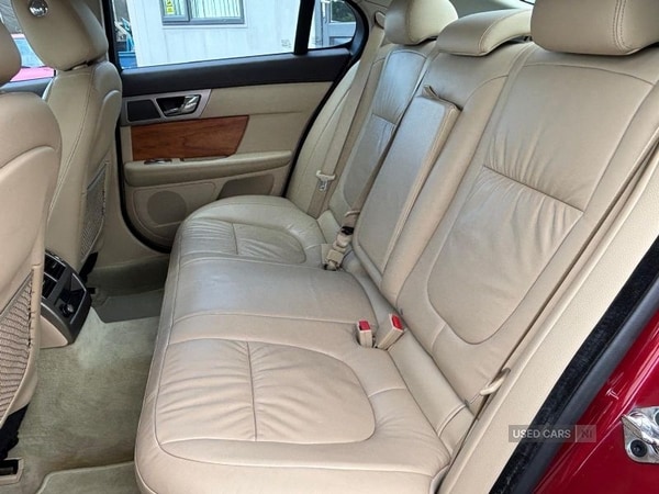 Used Jaguar XF 2010 for sale - 75187729: Photo 9