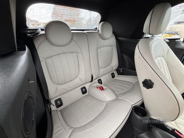 Used MINI Convertible 2016 for sale - 76486073: Photo 3