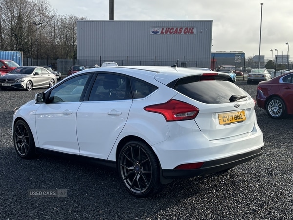 Used Ford Focus 2017 for sale - 77809505: Photo 4