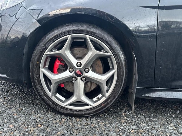 Used Ford Focus 2014 for sale - 77018035: Photo 5