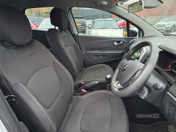 Used Renault Captur 2019 for sale - 76284651: Photo 2