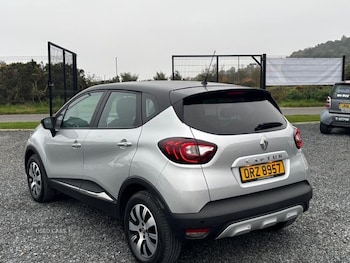 Used Renault Captur 2019 for sale - 76284651: Photo