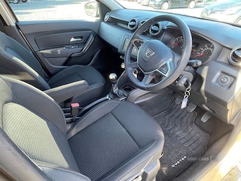 Used Dacia Duster 2018 for sale - 76474117: Photo