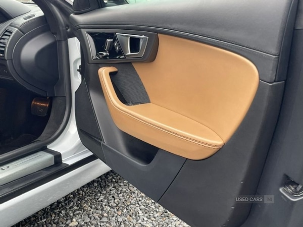 Used Jaguar F-Type 2015 for sale - 77575705: Photo 11