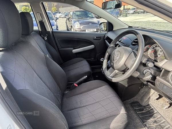 Used Mazda Mazda2 2014 for sale - 77825650: Photo 2