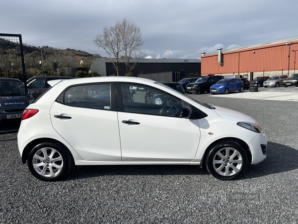 Used Mazda Mazda2 2014 for sale - 77825650: Photo 9