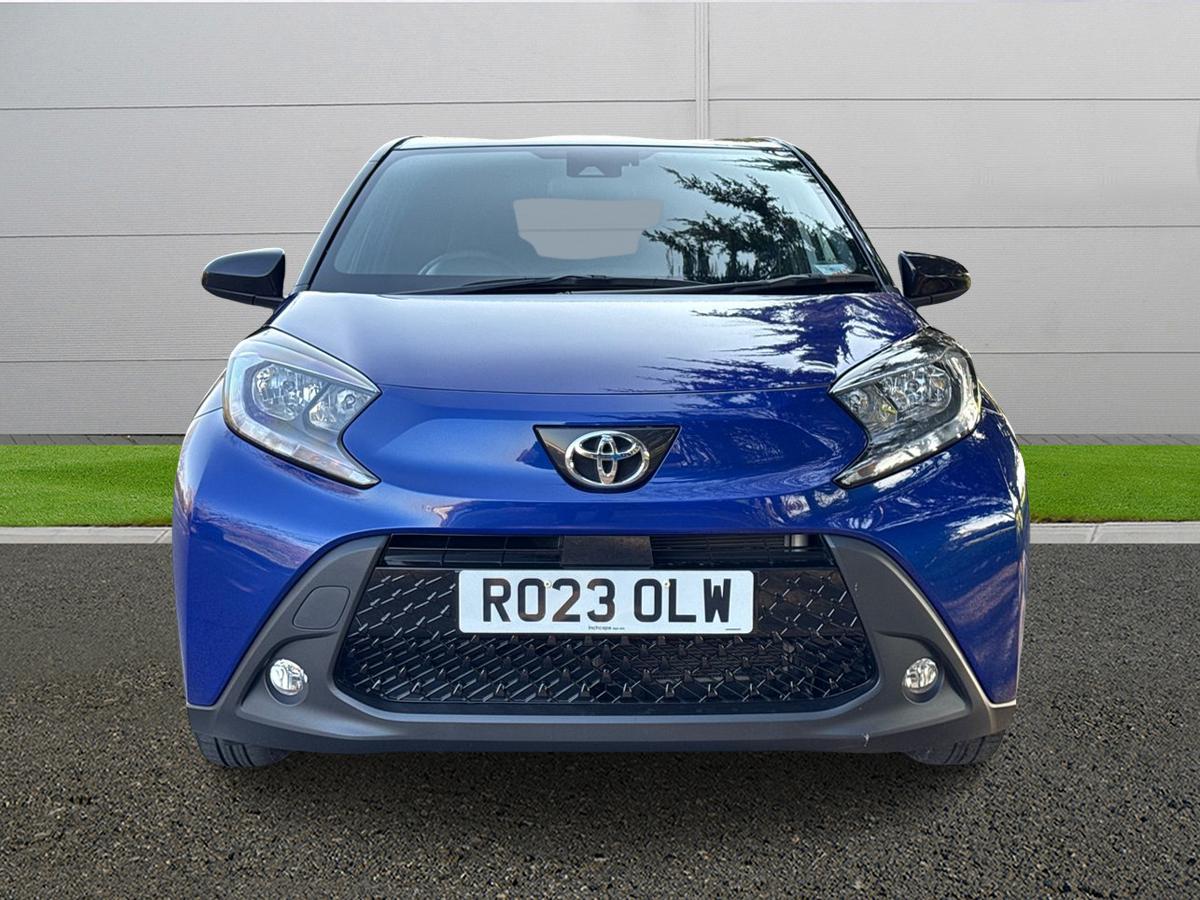 Used Toyota Aygo X 2023 for sale - 77965086: Photo 2