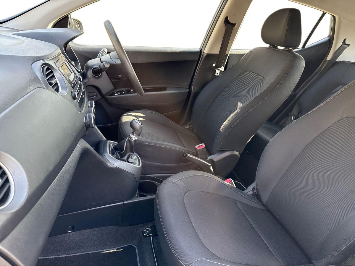 Used Hyundai i10 2017 for sale - 77685774: Photo 10