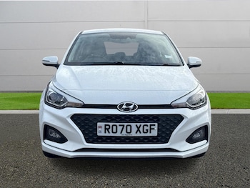Used Hyundai i20 2020 for sale - 77401377: Photo