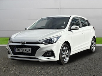 Used Hyundai i20 2020 for sale - 77660395: Photo